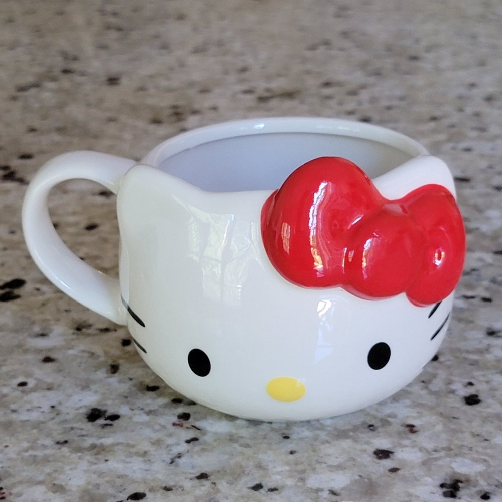 Hello Kitty Mug NEW